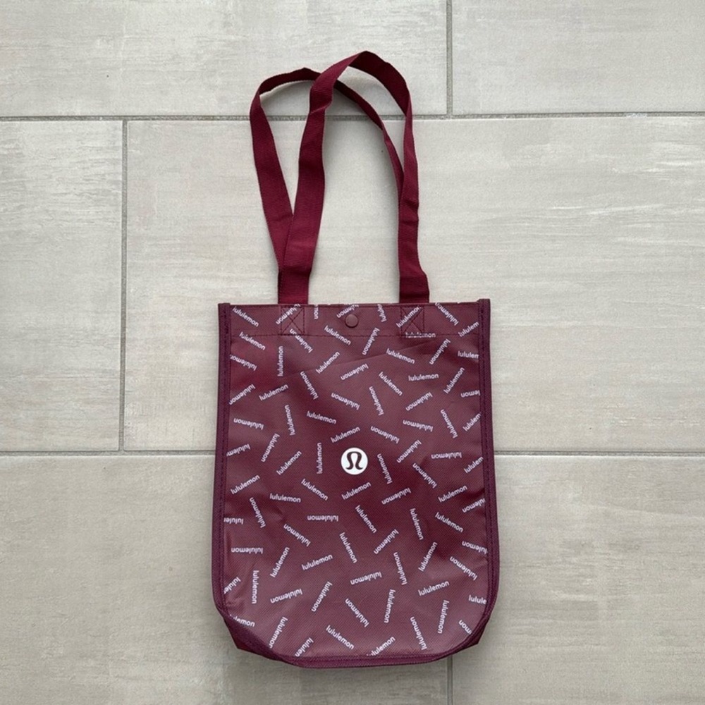NEW Lululemon 2023 Holiday Edition Small Burgandy Logo Reusable Tote Bag